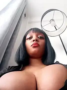 Busty_Bambi from StripChat is Freechat