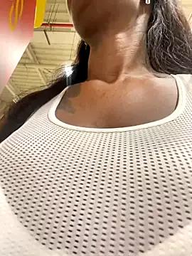 Discover Bustykeyla from StripChat