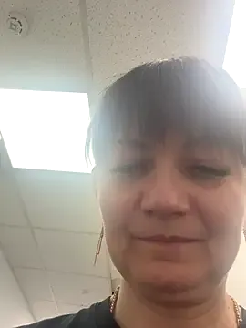 Butterfly8385 on StripChat 