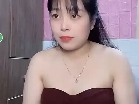 Butterfly_kee on StripChat 