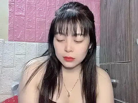 Butterfly_kee on StripChat 