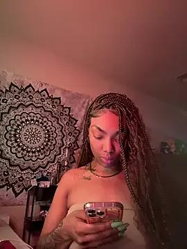 butterflybootyy from StripChat