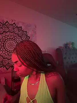 butterflybootyy from StripChat