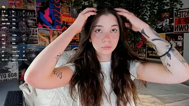Butterflys1268 from StripChat