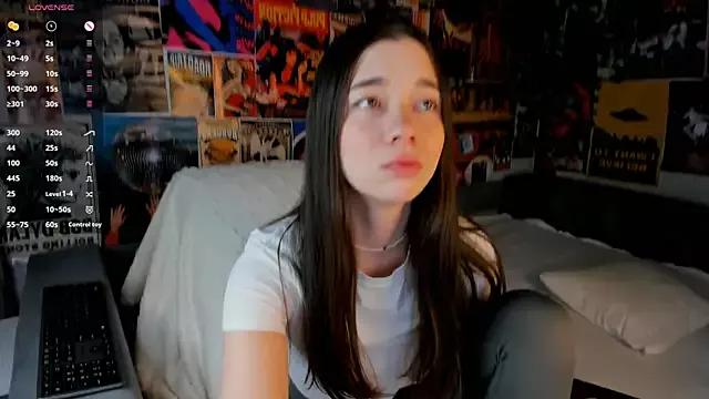 Butterflys1268 from StripChat