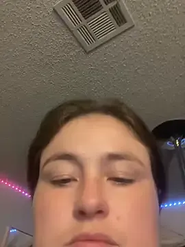 BuzzBunni69 on StripChat 