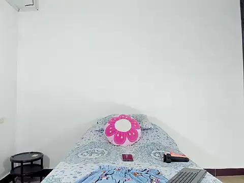 Caamii_foxx from StripChat