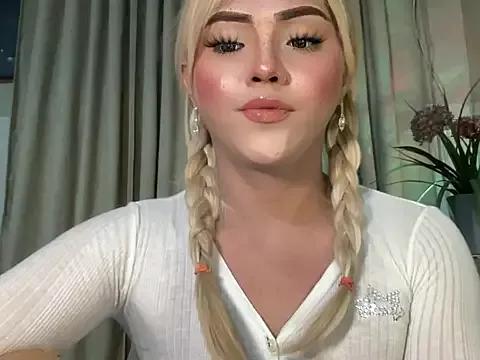 calimonroe from StripChat is Freechat