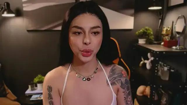 Try our streaming cams variety and talk on a personal level with our adorable girls streamers, showing off their bountiful shapes and dildos.