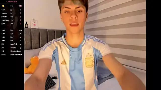callum_77 from StripChat