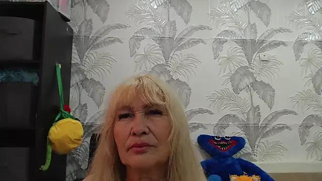 CamDiva113 from StripChat