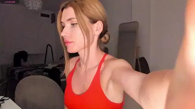 Cameron_diazz from StripChat is Freechat
