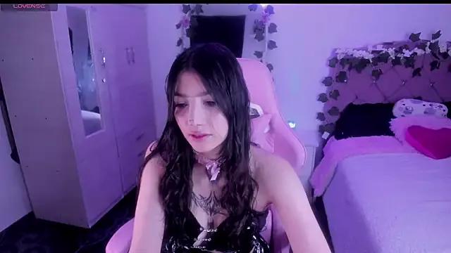 Try our streaming cams variety and talk on a personal level with our adorable girls streamers, showing off their bountiful shapes and dildos.