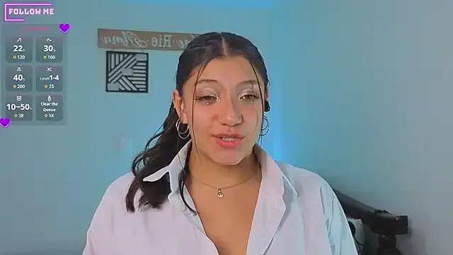 Try our streaming cams variety and talk on a personal level with our adorable girls streamers, showing off their bountiful shapes and dildos.