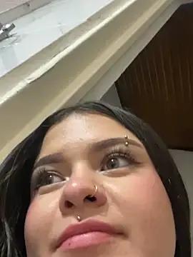 Camila_Duarte_ from StripChat is Freechat