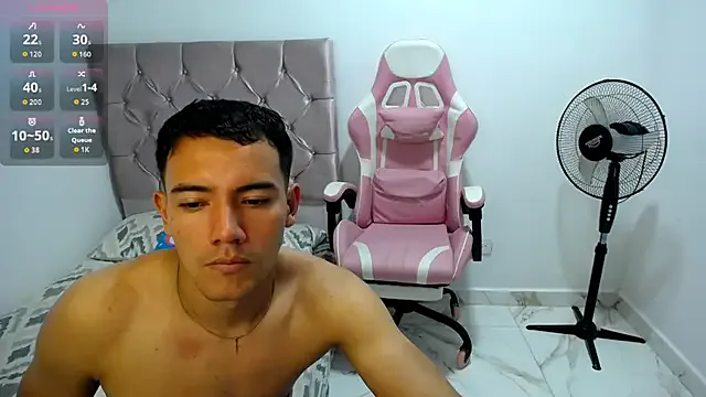 Try our streaming cams variety and talk on a personal level with our adorable girls streamers, showing off their bountiful shapes and dildos.