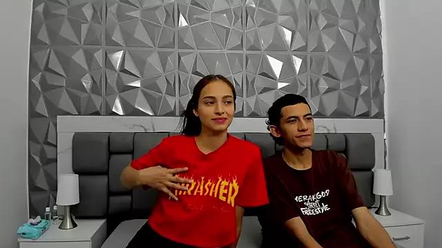CamilayOscar from StripChat is Freechat