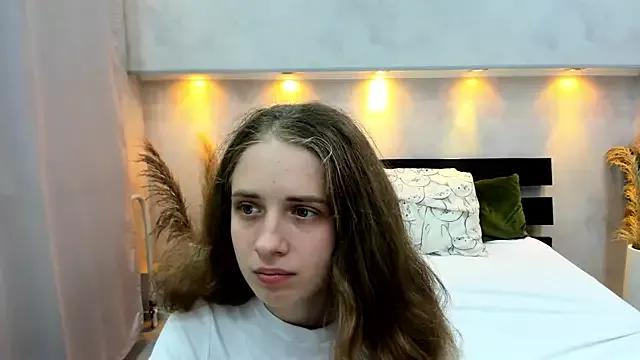 Camilla_Kelly from StripChat is Freechat