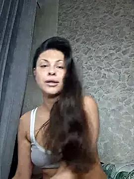 camilla_love from StripChat is Freechat