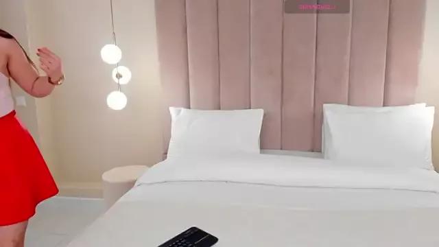 Try our streaming cams variety and talk on a personal level with our adorable girls streamers, showing off their bountiful shapes and dildos.