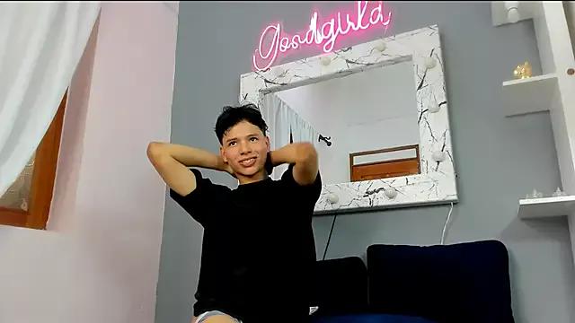 Try our streaming cams variety and talk on a personal level with our adorable girls streamers, showing off their bountiful shapes and dildos.