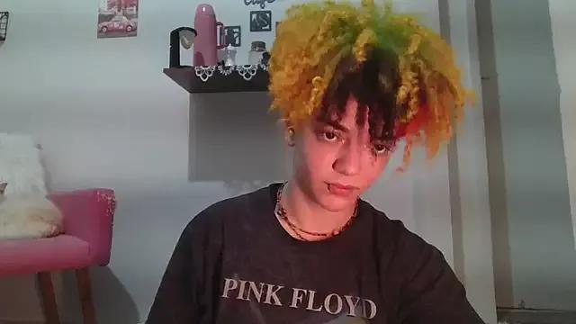 CamillyBlum from StripChat is Freechat