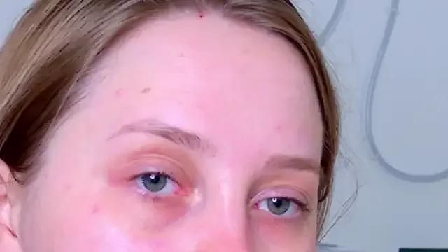 CandiceKingzz from StripChat is Freechat