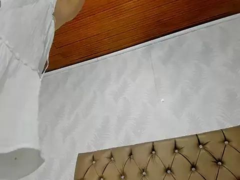 candikylie from StripChat is Freechat