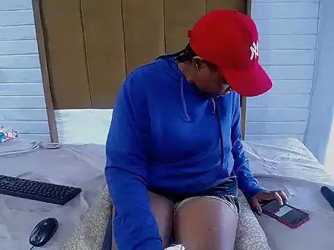 CandyBoobsxxxx from StripChat