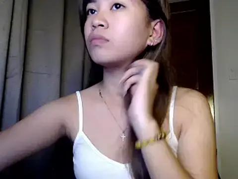 candycrushyyy from StripChat is Freechat