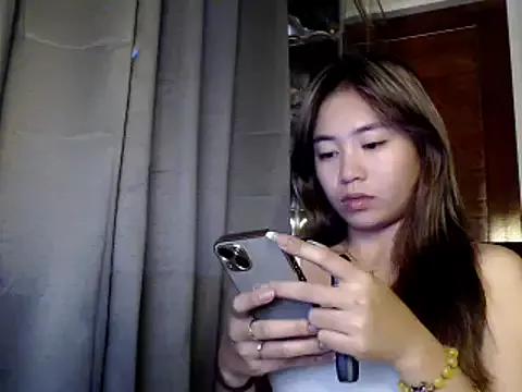 candycrushyyy from StripChat is Freechat