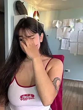 Canneela from StripChat is Freechat