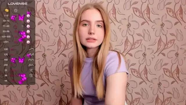 Cara_Goodgirl from StripChat