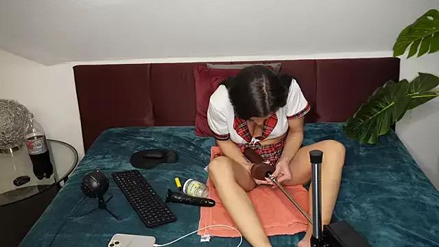 cara_mella from StripChat
