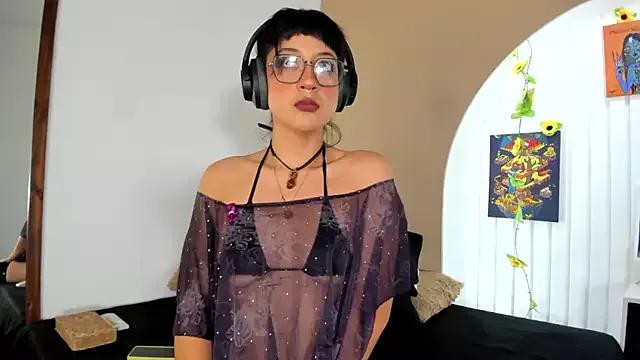 caraenaranja from StripChat