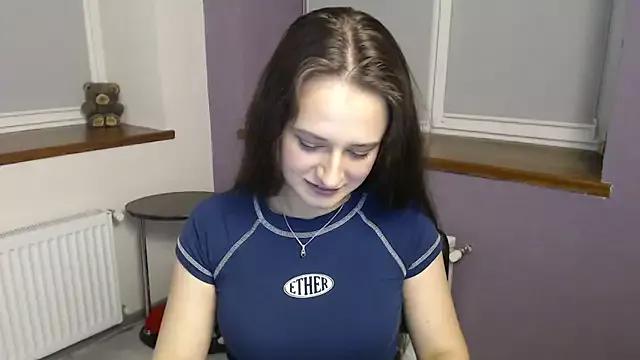 Caramel_bunny from StripChat