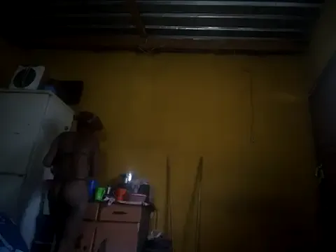 Caramelchick01 from StripChat