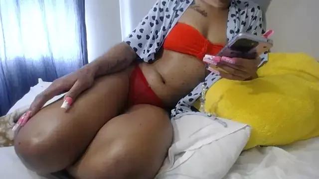 Carameldip from StripChat