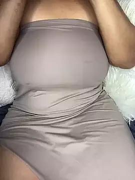 CARAMELGODDESSX23 from StripChat