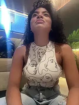 Carlyy_Monroe from StripChat is Freechat
