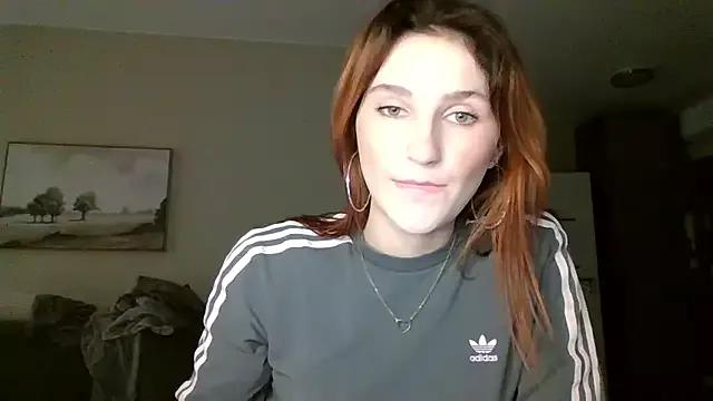 CarmelinaShow from StripChat is Freechat