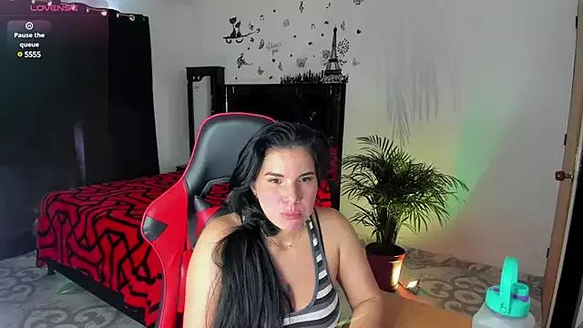 Try our streaming cams variety and talk on a personal level with our adorable girls streamers, showing off their bountiful shapes and dildos.