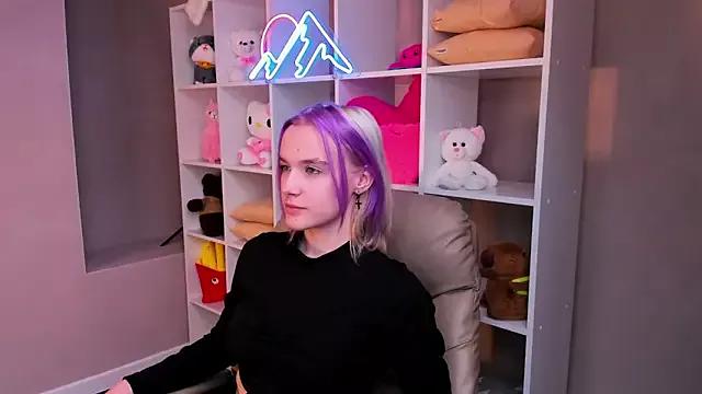 Try our streaming cams variety and talk on a personal level with our adorable girls streamers, showing off their bountiful shapes and dildos.