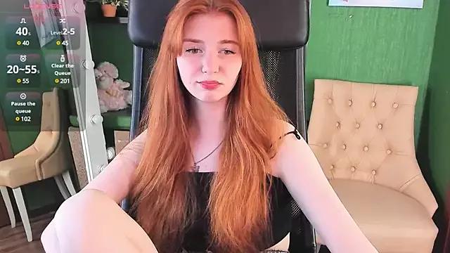 CarolinaGilbert from StripChat is Freechat