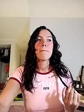 Carolindalun from StripChat is Freechat