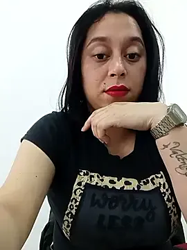 Caroline-17 from StripChat is Freechat