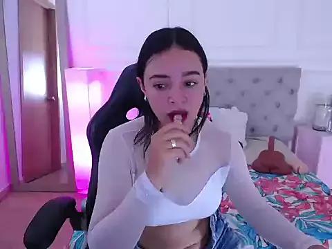Caroline_Restrepo_26 from StripChat is Freechat
