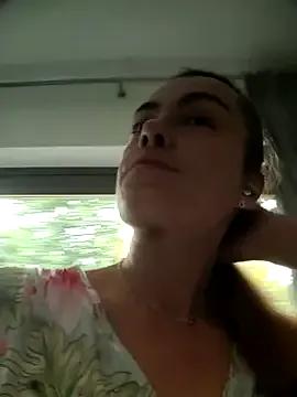 Carolinemiam from StripChat is Freechat