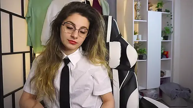 CasandraMickell on StripChat 