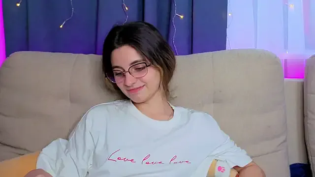 CasandraMickell from StripChat is Freechat